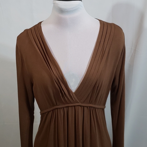 NWOT Seven7 Brown Long Sleeve V-neck Dress Medium - Picture 2 of 5